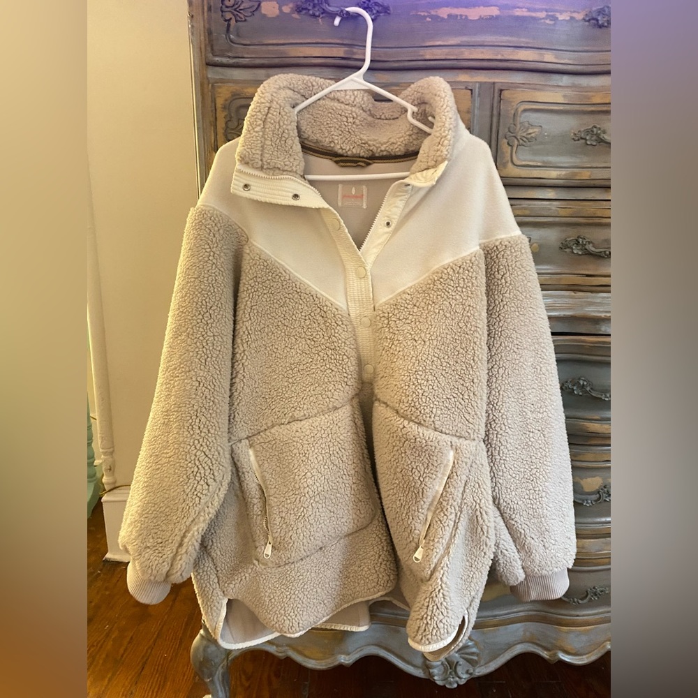 New Free People fall to rise pullover!